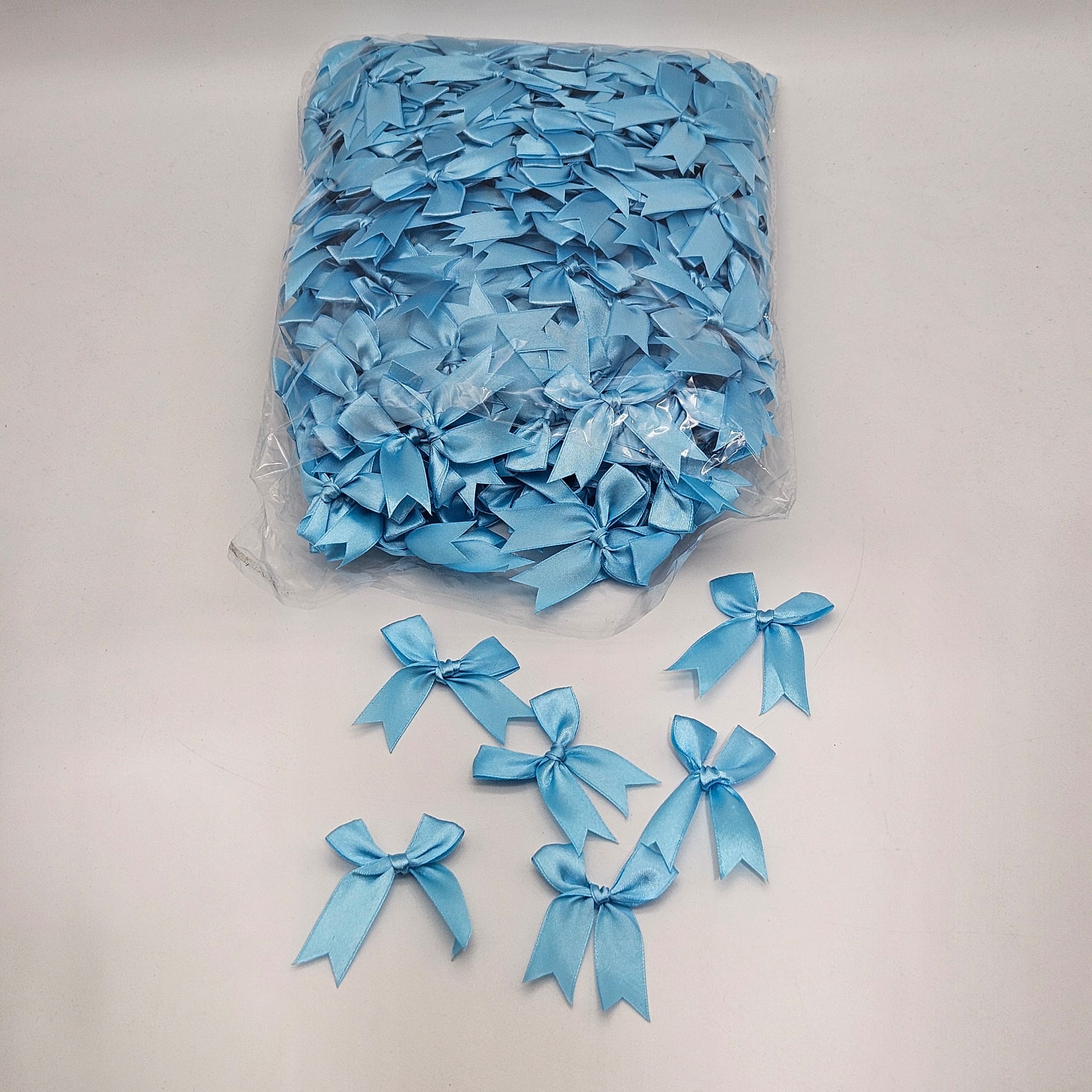 500 פפיונים בצבעים שונים